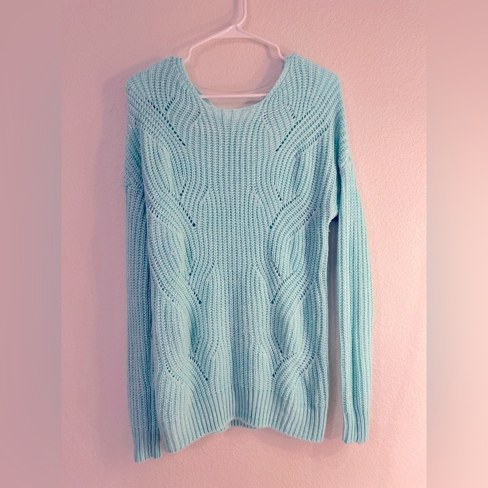 Love by design Women’s 100% Acrylic Teal Cable Knit sweater crossed back size M